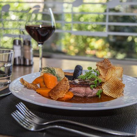 Logis Hotel Restaurant Des Acacias Lille Neuville En Ferrain Neuville-en-Ferrain Ngoại thất bức ảnh