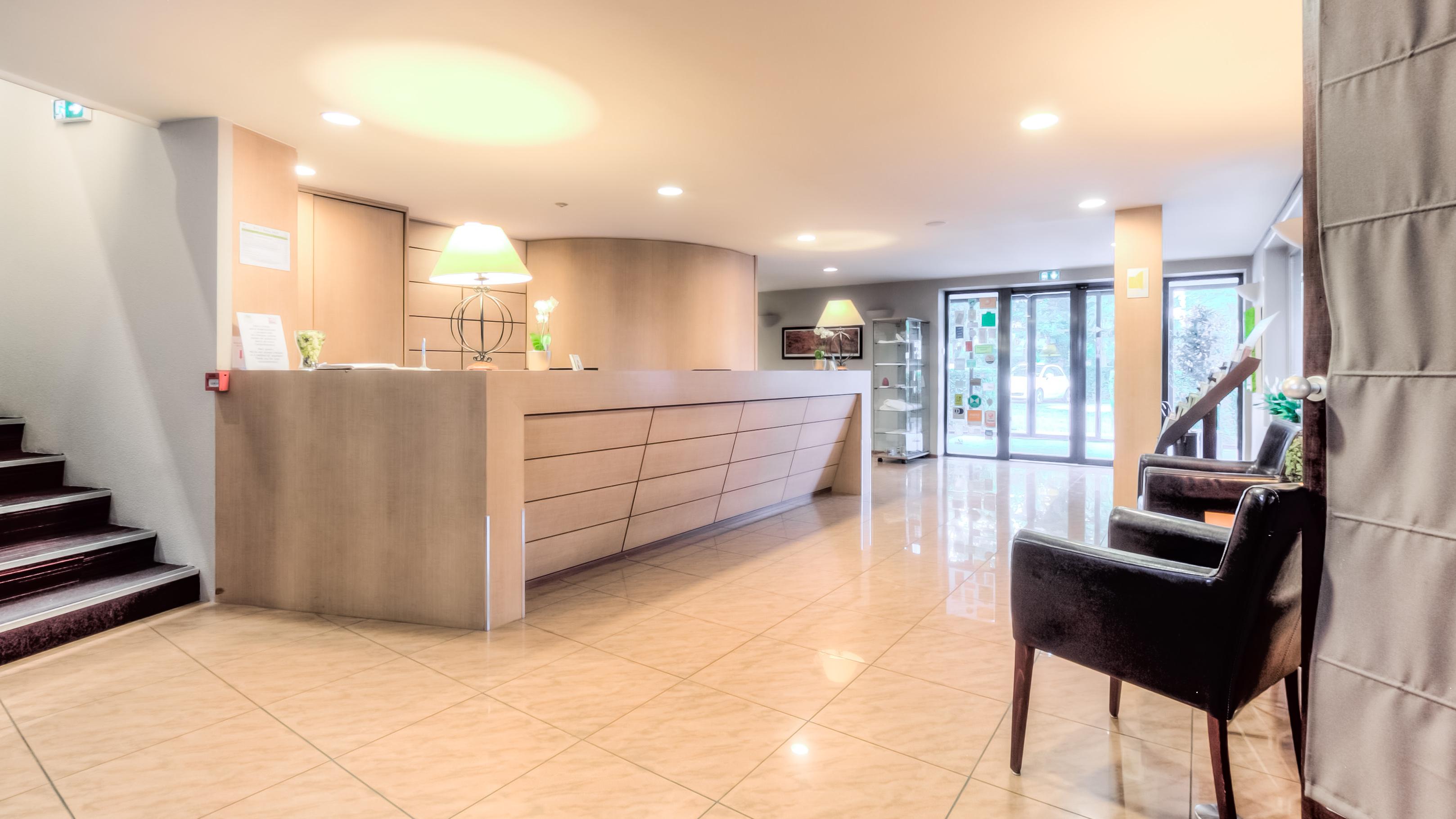Logis Hotel Restaurant Des Acacias Lille Neuville En Ferrain Neuville-en-Ferrain Ngoại thất bức ảnh